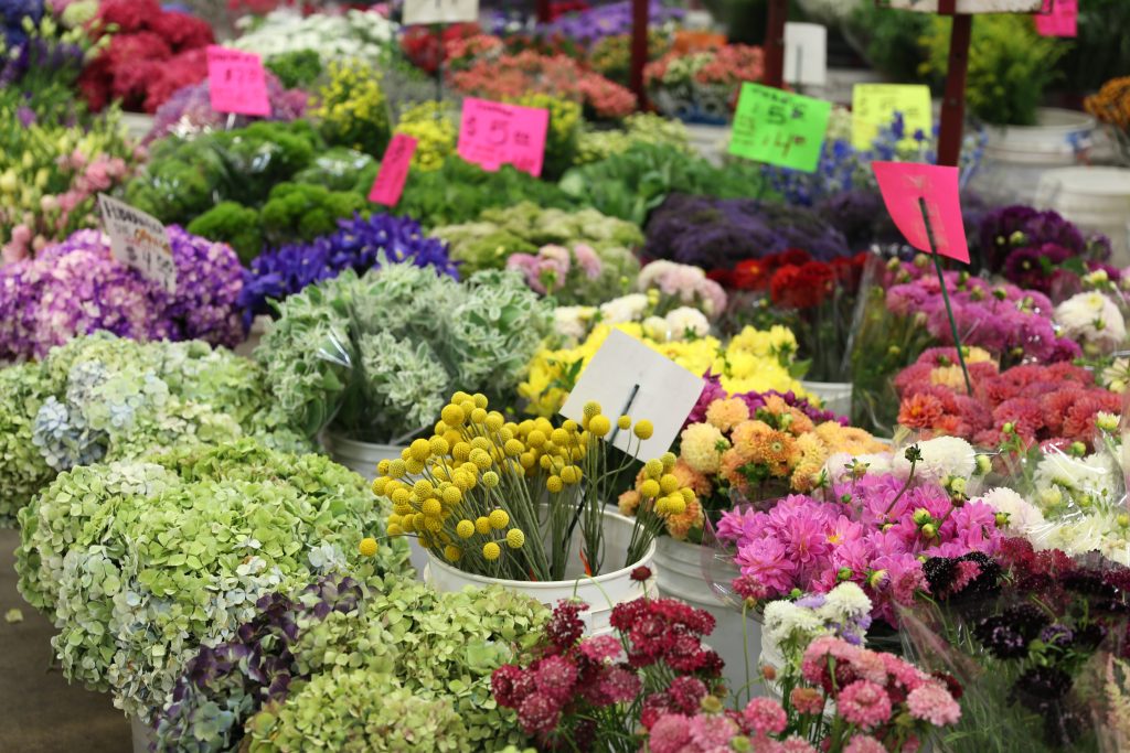 How to Shop at the Los Angeles Flower Market-18