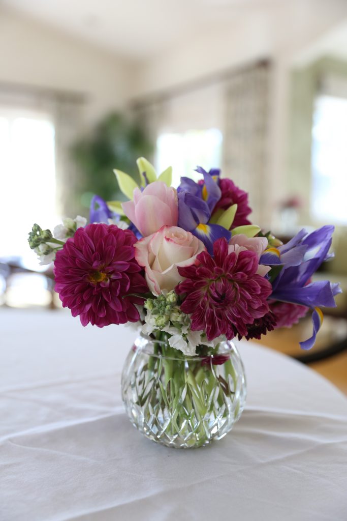 Professional Looking Flower Arrangements-4