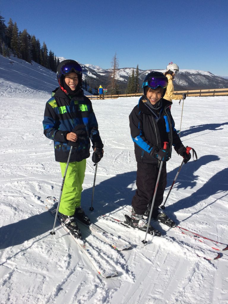 mammoth lakes skiing 