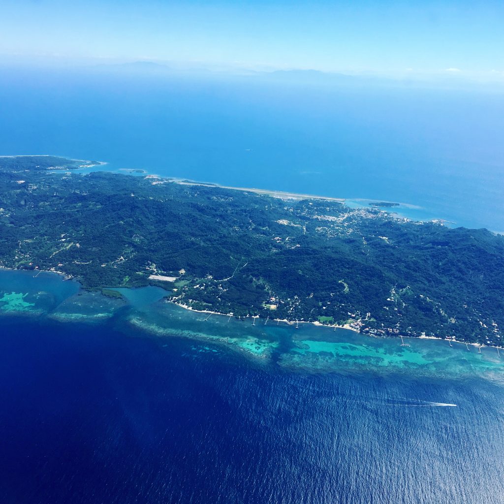 roatan view from plane