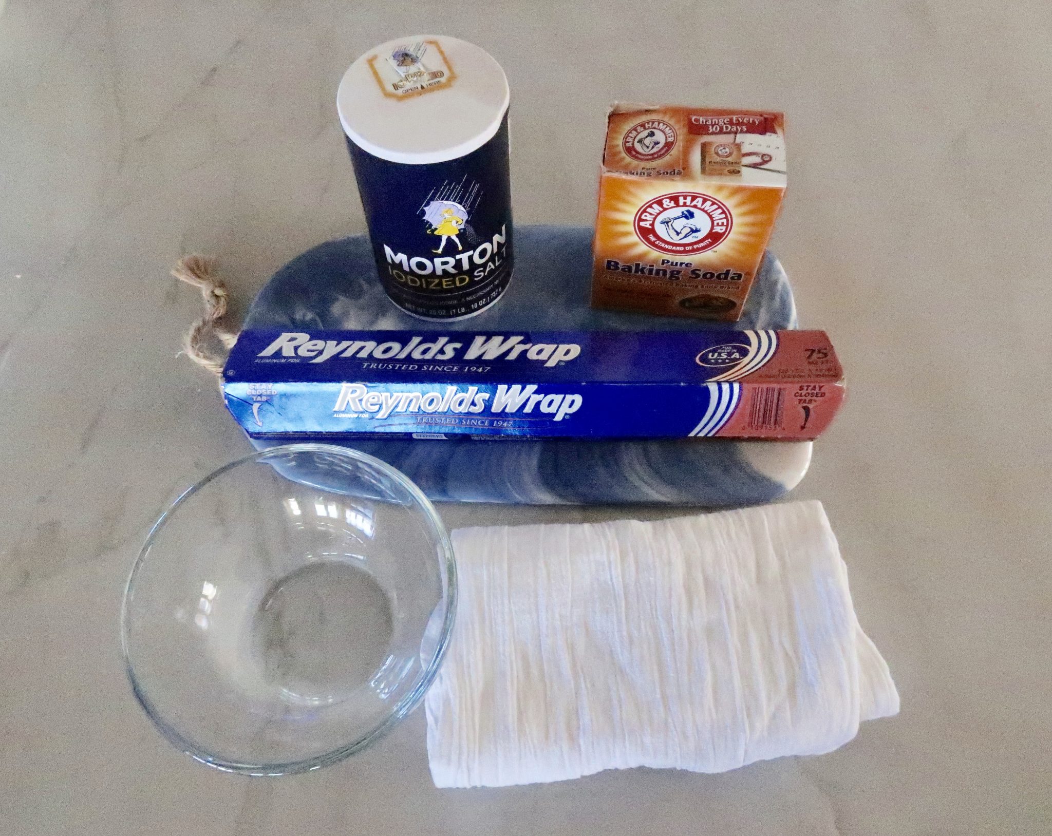 How to Clean Gold Jewelry in 10 minutes Ounce of Salt